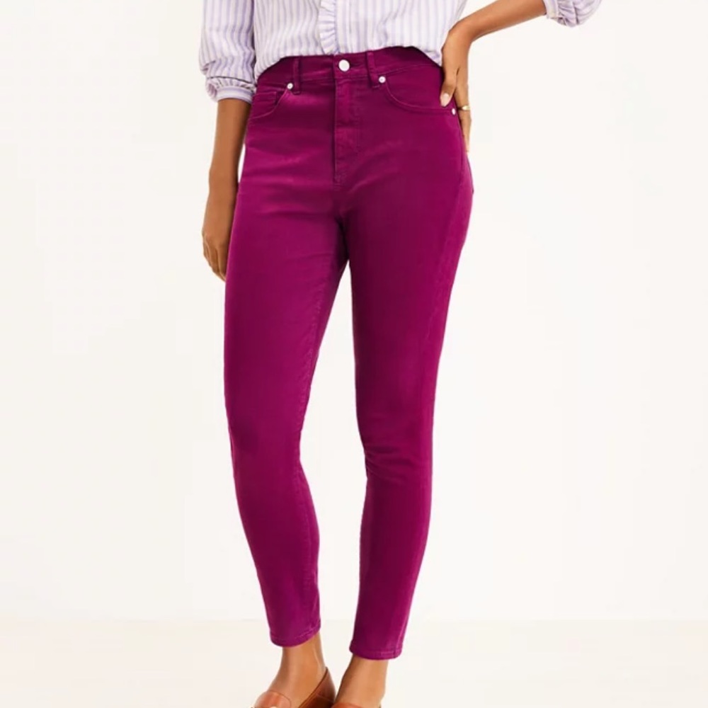 LOFT Skinny Jeans in Magenta